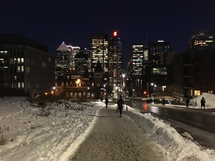 McGill Vampires Rejoice As Daylight Savings Moves Sunset to 2PM